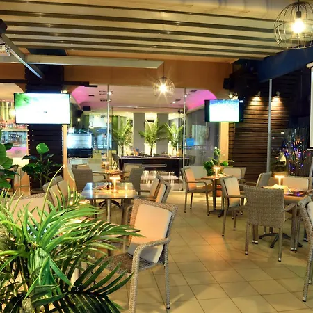 Aparthotel Akatos Agia Marina (Crete)
